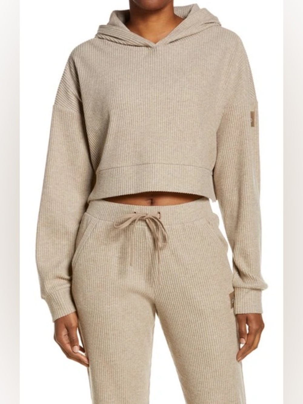 ALO Yoga Muse Ribbed Crop Hoodie in Gravel Heather – Small